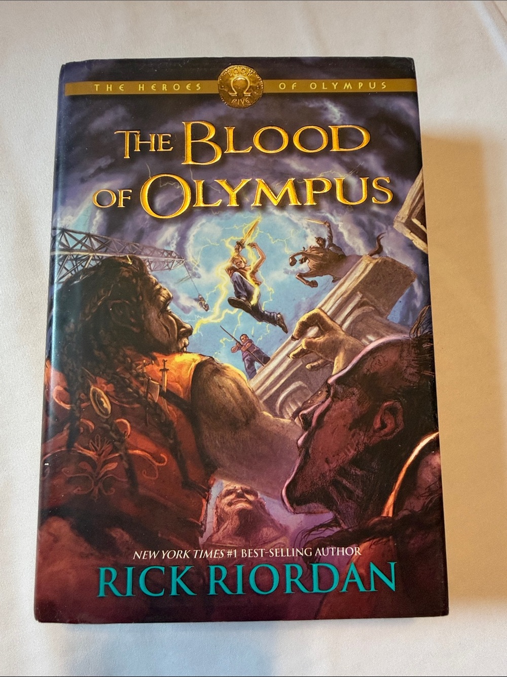 The Blood of Olympus by Rick Riordan The Heroes of Olympus Hardback